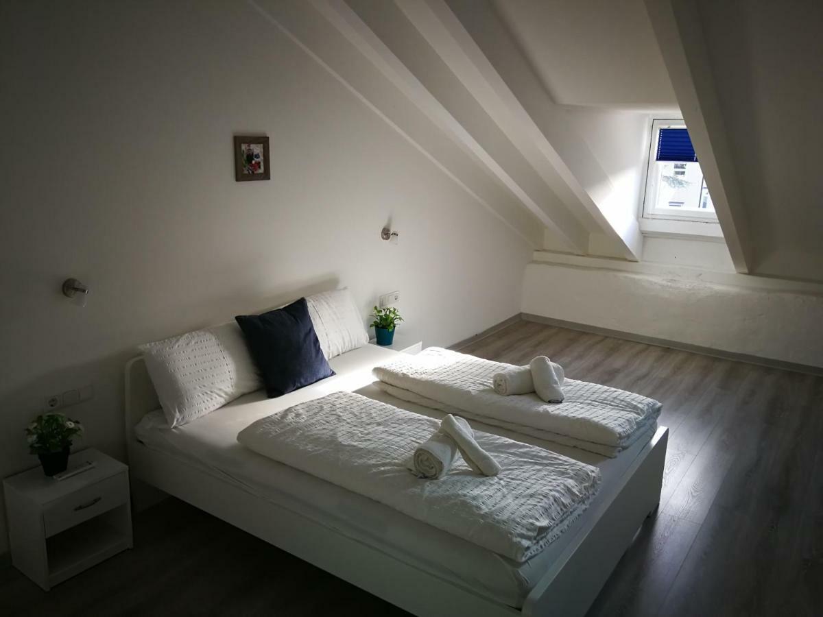 Iceman Room'S Central Больцано Екстер'єр фото